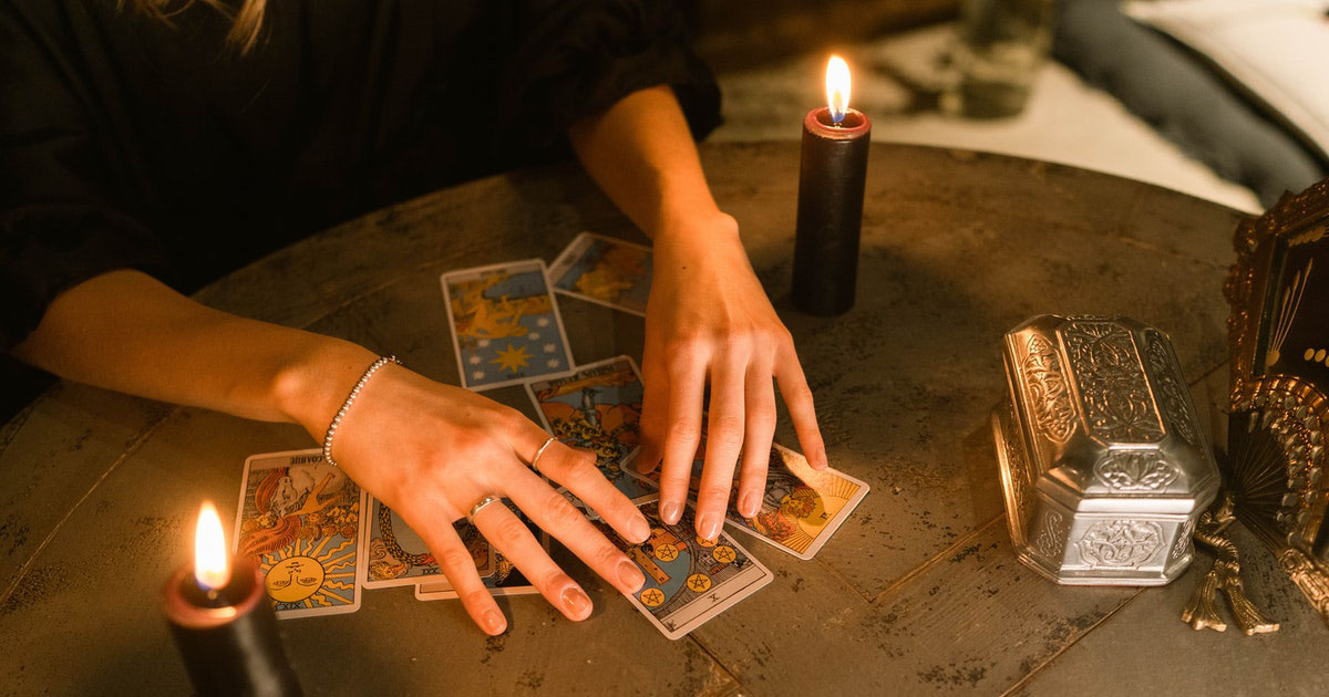How to Use Tarot to Guide You in Life
