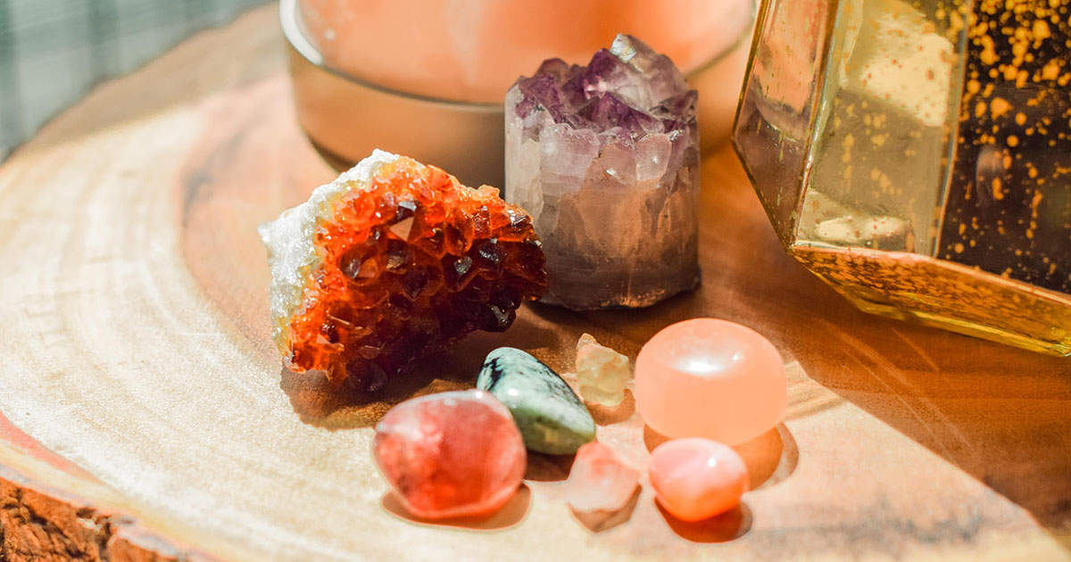 The Connection Between Gemstones and Astrology